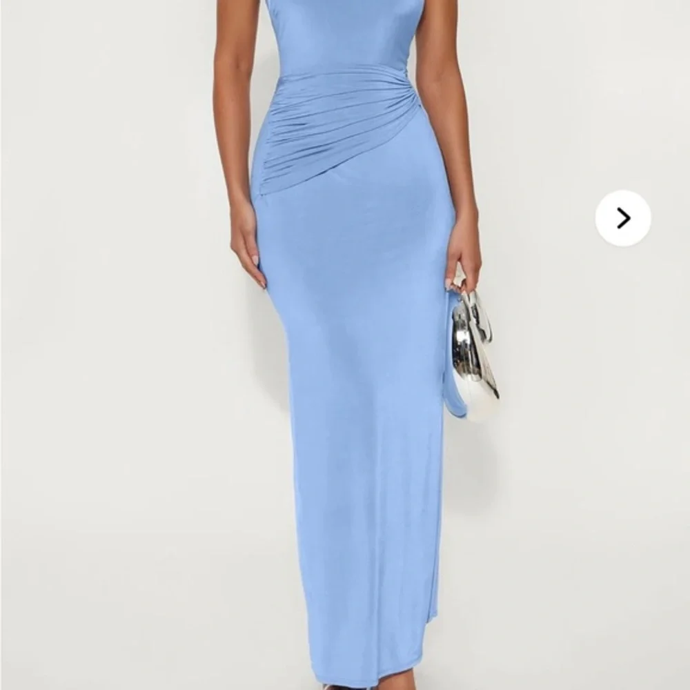 Elegant Sky Blue Maxi Dress - Picture 1 of 3